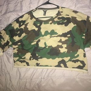 Camo crop