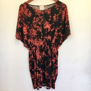 🖤 MAC & JAC floral dressy top