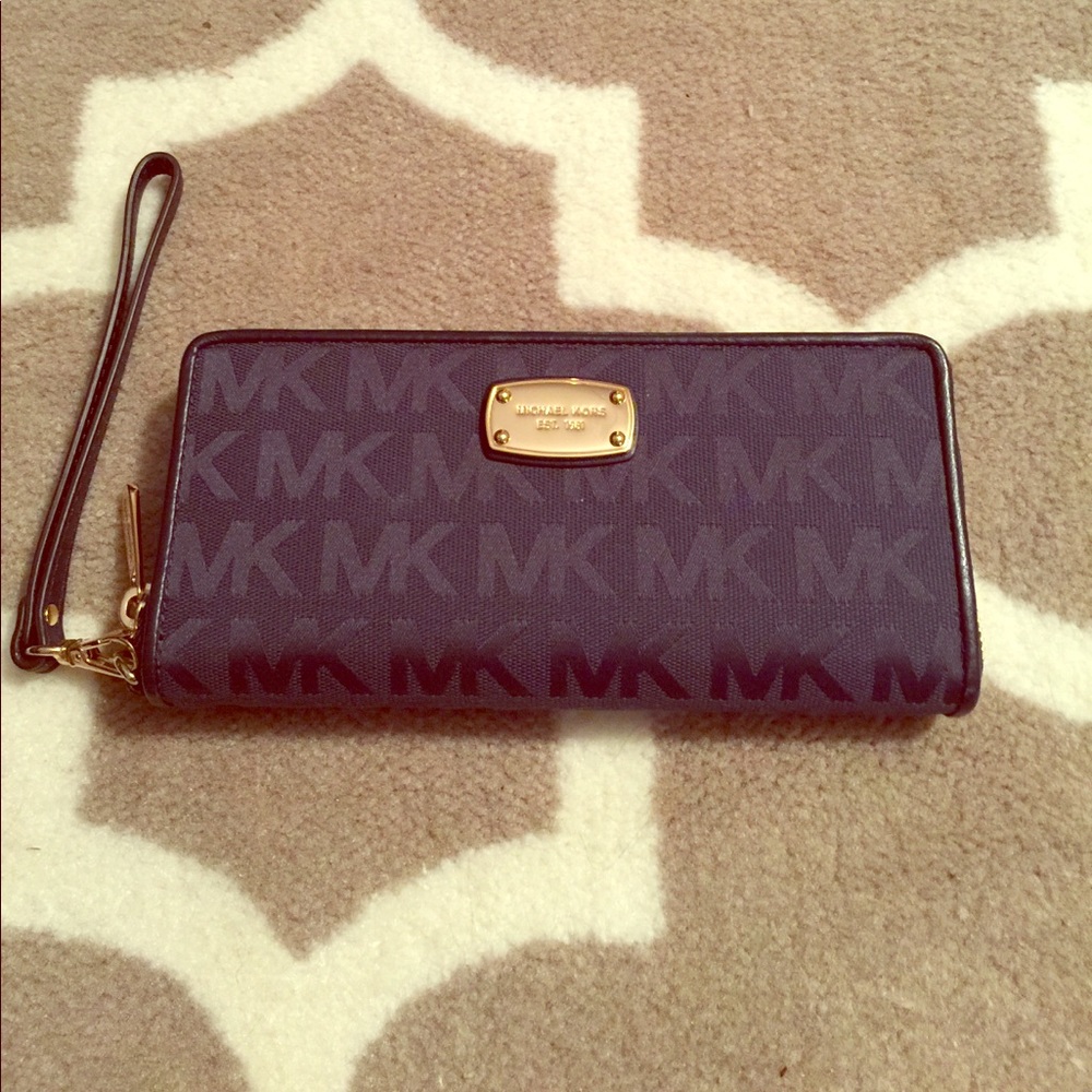 MK wallet/wristlet