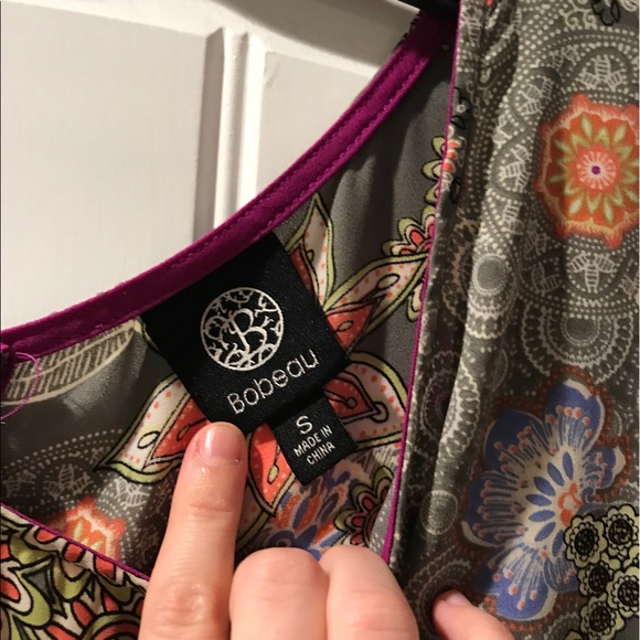 Colorful blouse. - Picture 3 of 4