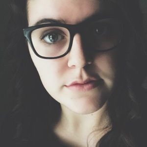 Meet your Posher, Brenna