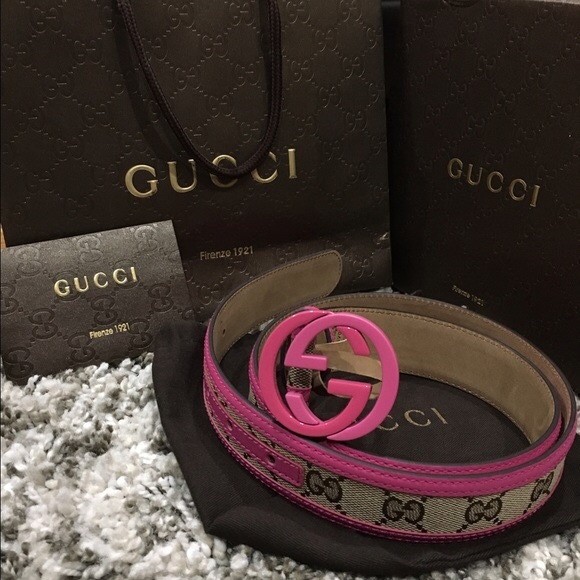 Authentic women\'s Gucci belt