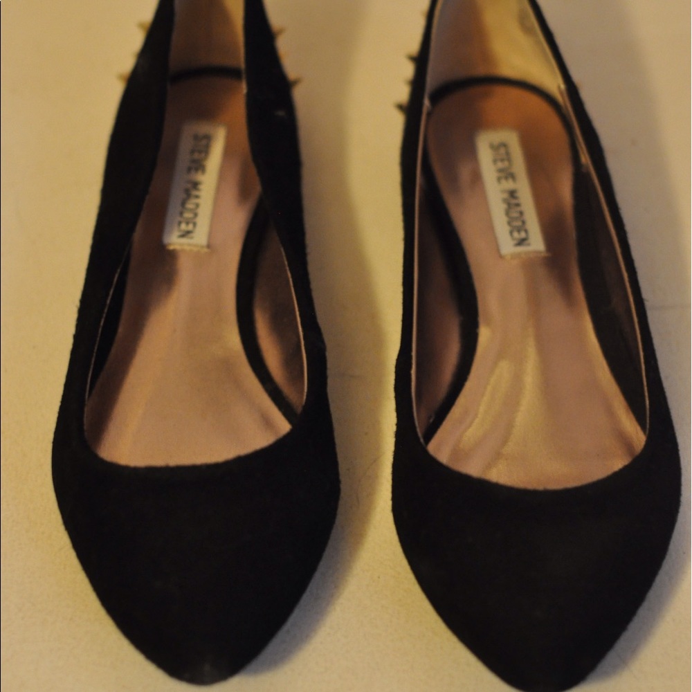 Steve Madden black flat with gold studded heel