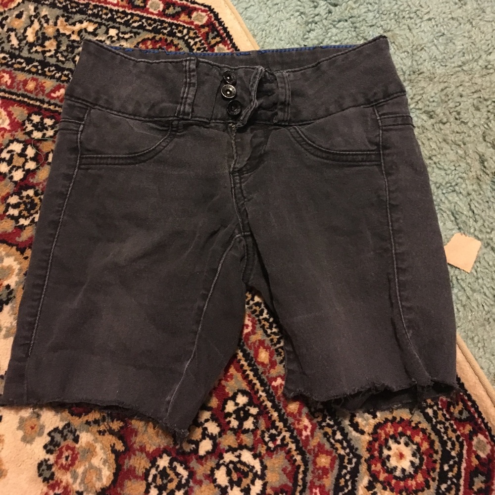 Skating shorts