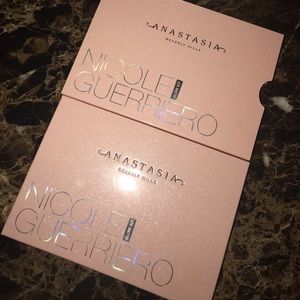 Anastacia Beverly Hills x Nichole Glow Kit