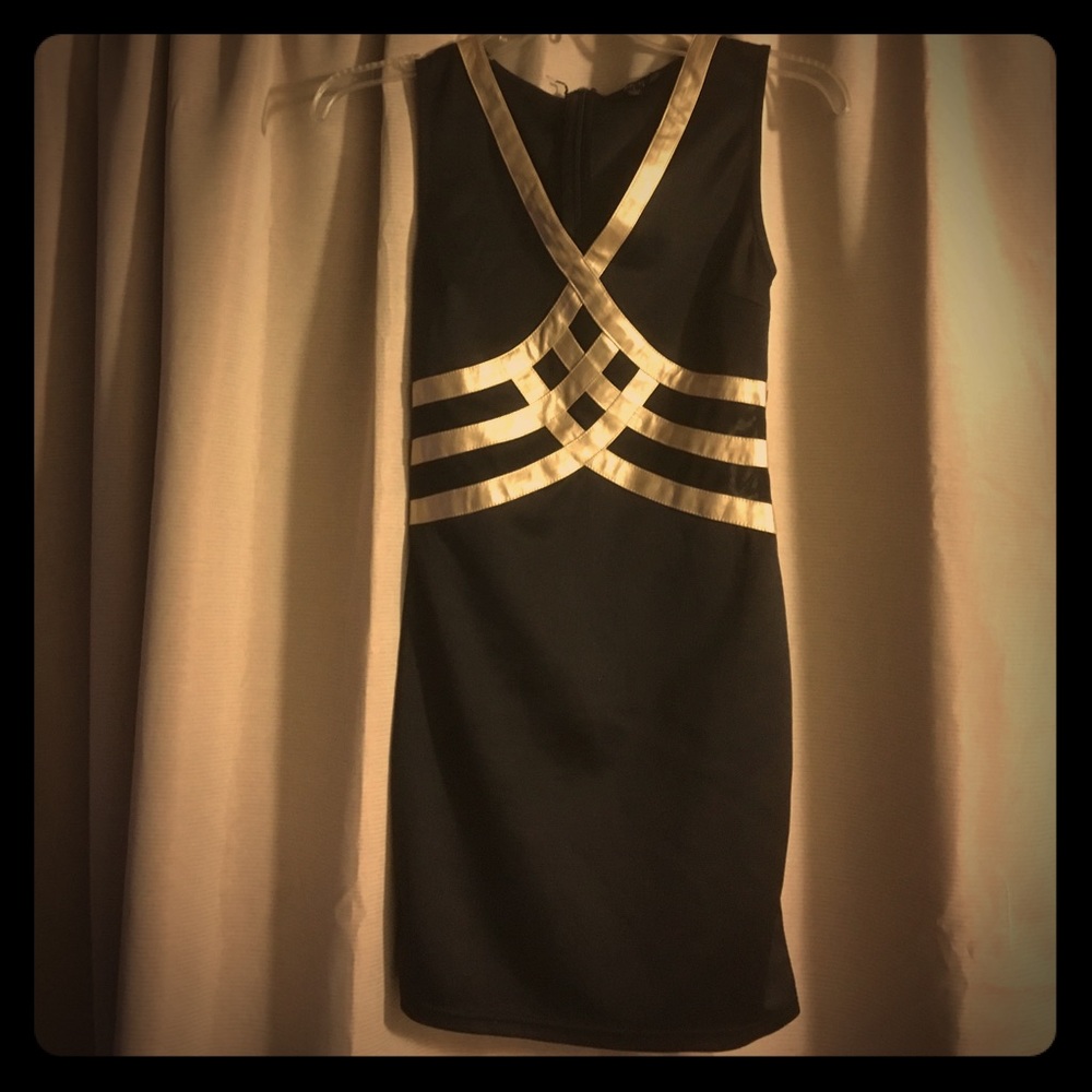 MAKE AN OFFER‼️ Alt. B Party Dress Size Jrs S