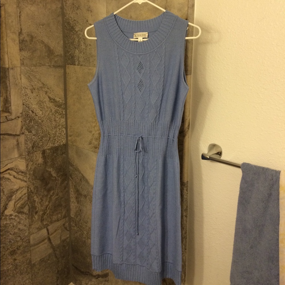 St. John Sport Sz small knitted sweater dress