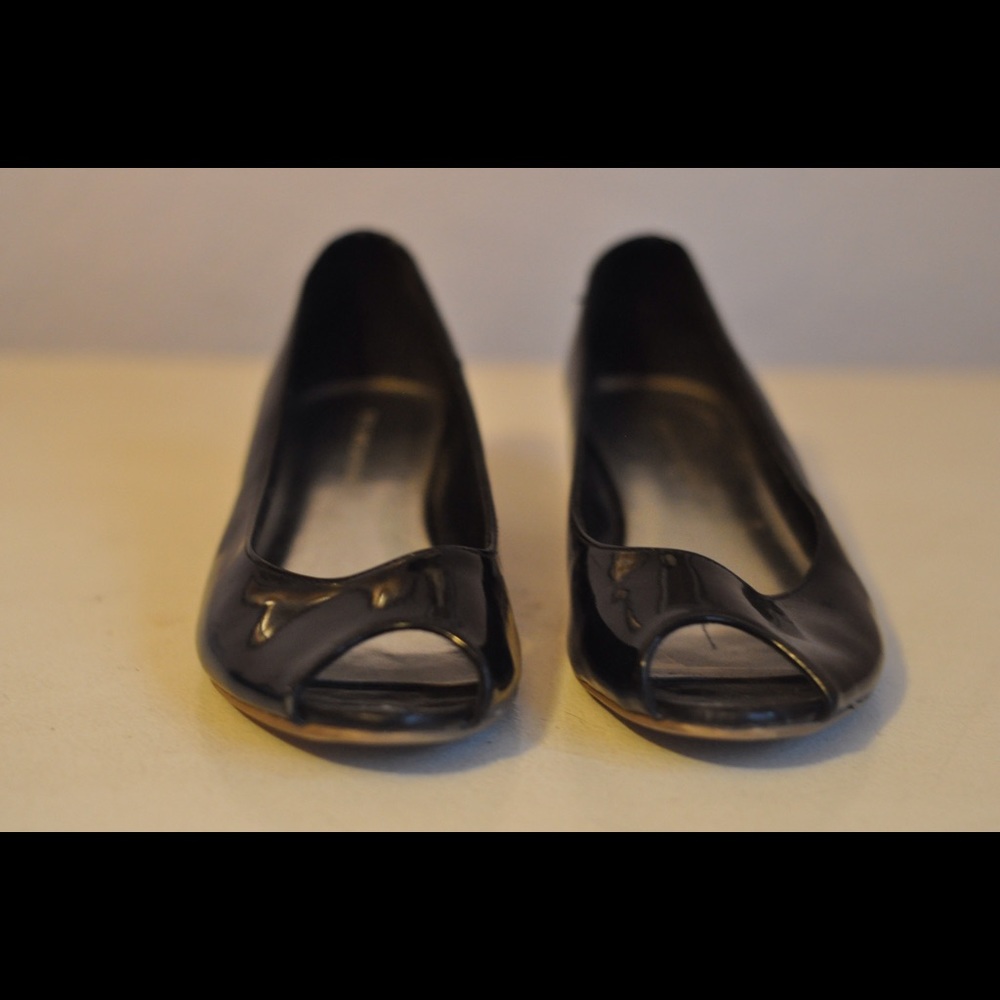 Black patent peep toe kitten wedge with brown heel