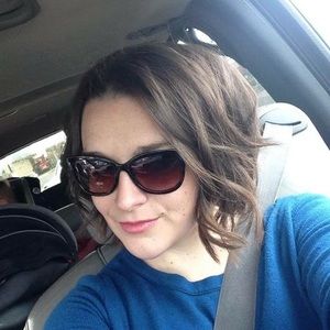 Meet your Posher, Amanda