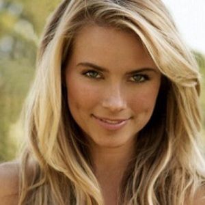 Meet your Posher, Alexandra