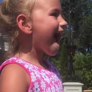 Meet your Posher, Lynn