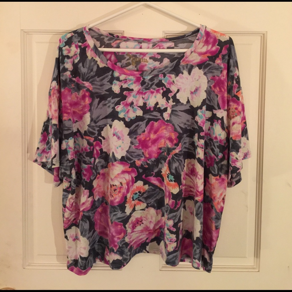 Show me your mumu floral crop top sz L