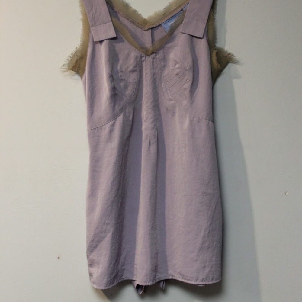 Lavender Vera Wang top with tie in back
