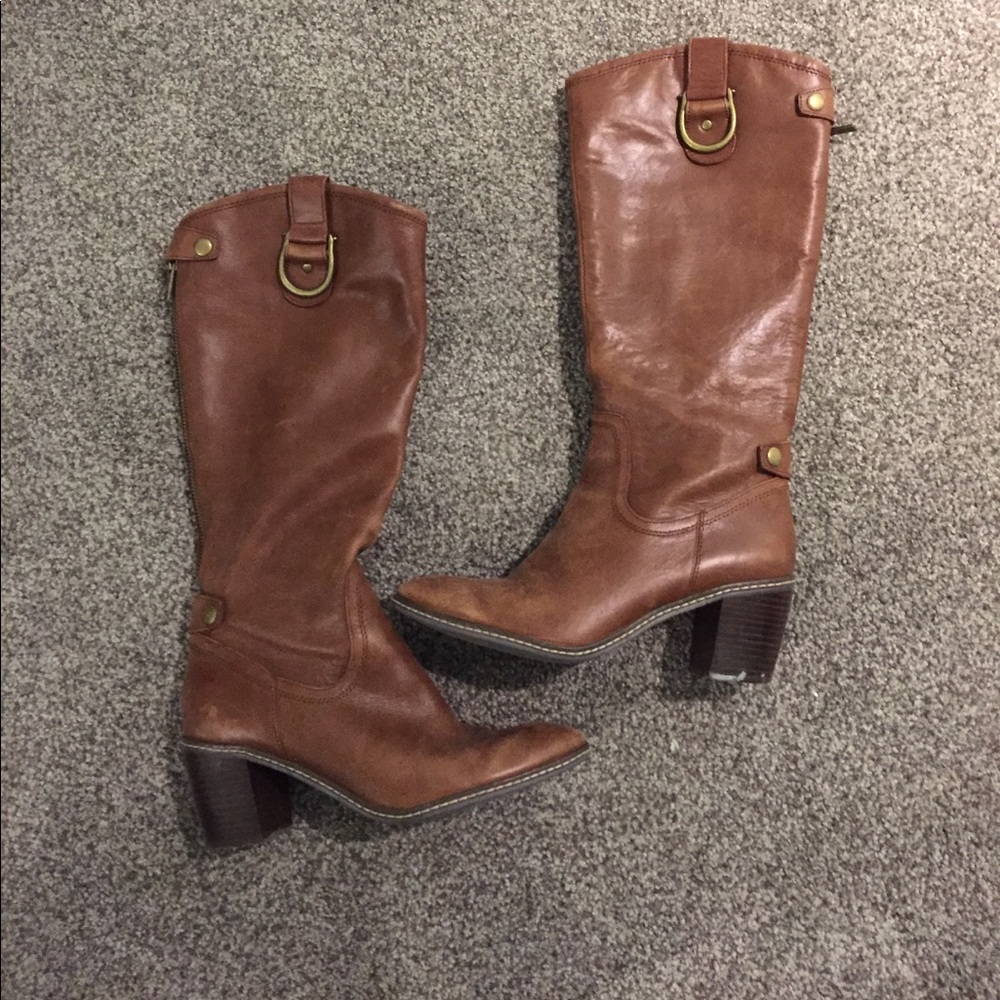Brown Anne Klein boots