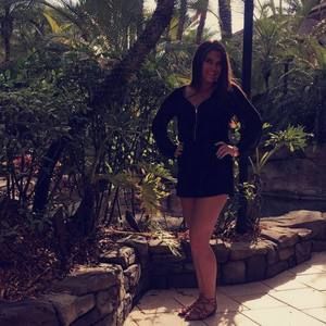 Meet your Posher, Courtney