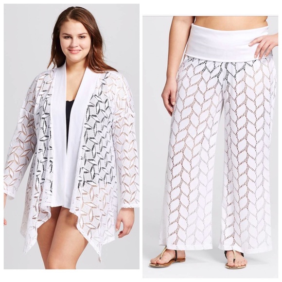 Other - 🎉Host Pick🎉 White swim coverup top and bottom