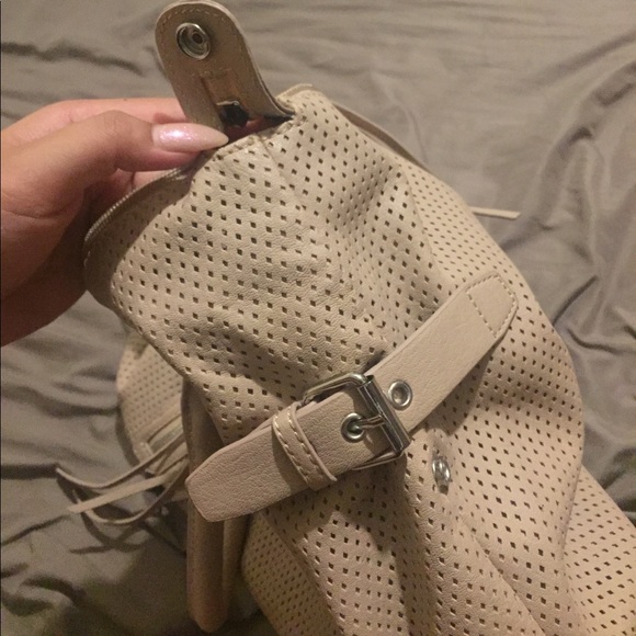 👜 Handbag - Picture 3 of 5