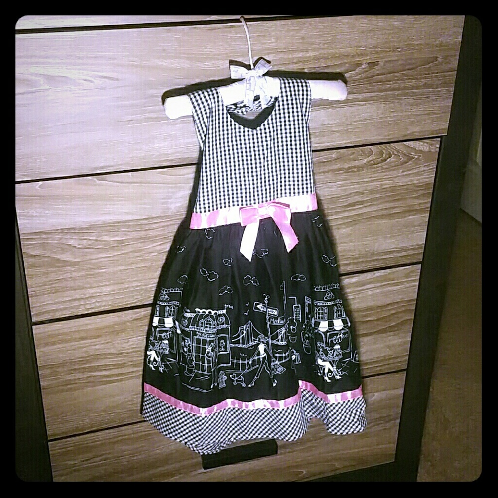 Girls dress