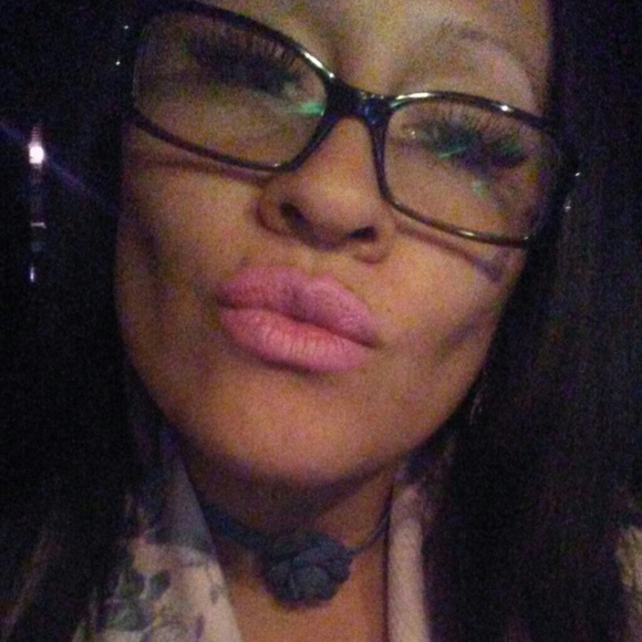 Meet your Posher, Cesi - Picture 4 of 4