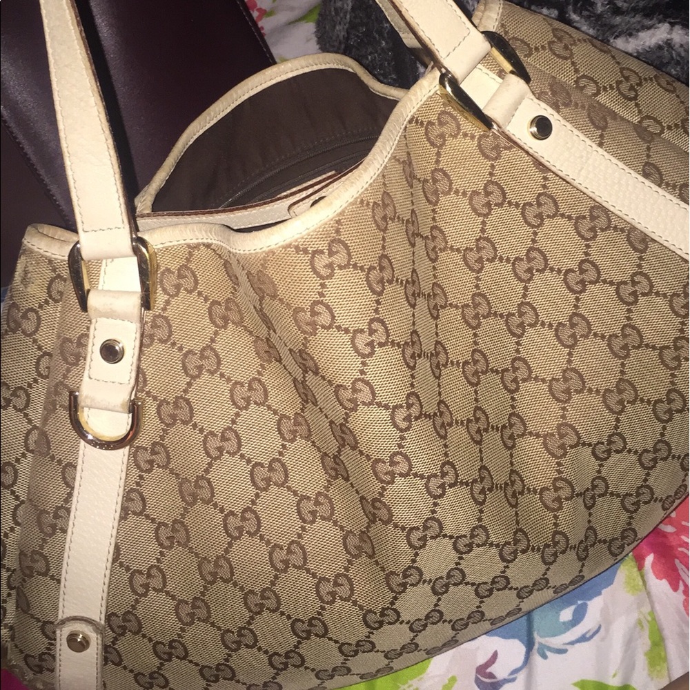 Gucci abbey bag