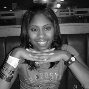 Meet your Posher, Destinee