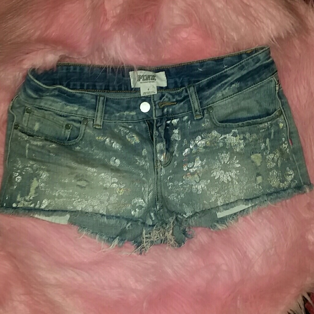 Victoria's Secret PINK Jean Shorts. Size 6