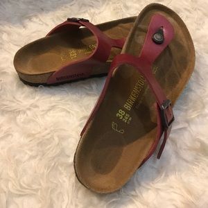 Metallic Red Gizeh Birks