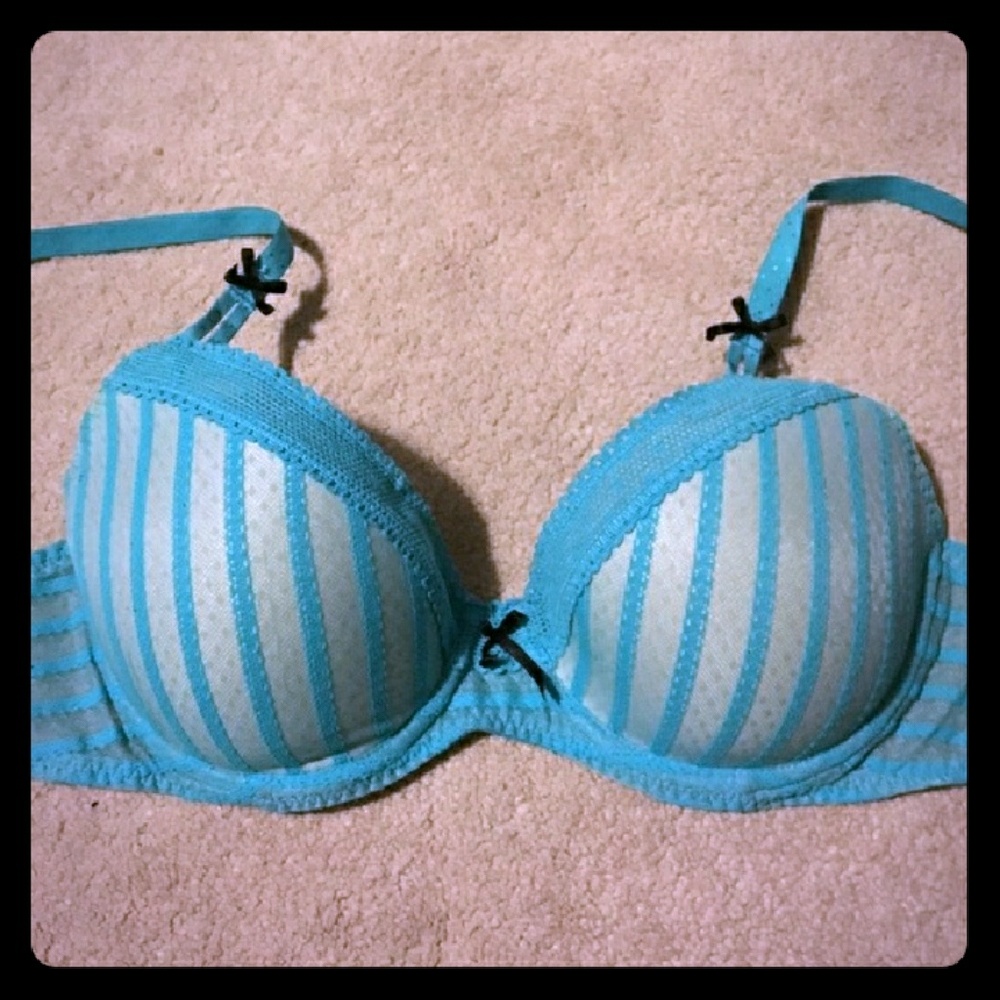 Betsey Johnson bra