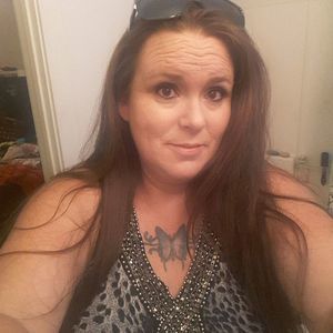 Meet your Posher, Dee