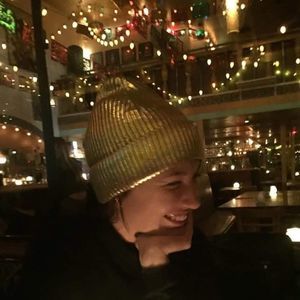 Meet your Posher, Ana