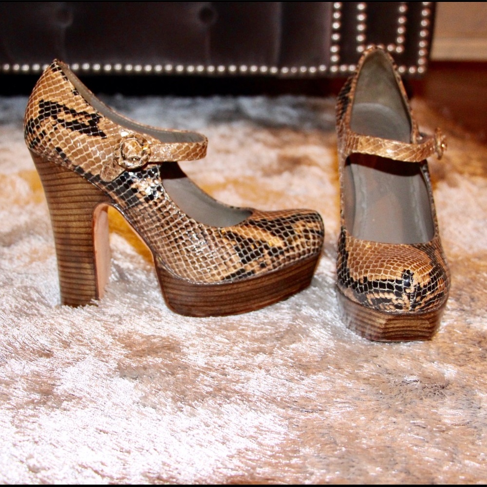 Alice + Olivia stacked platform heels