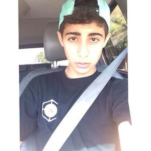 Meet your Posher, Moe