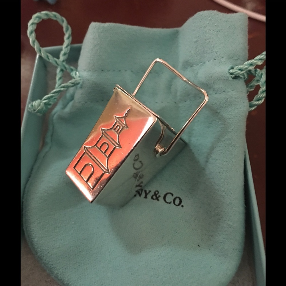 Tiffany @ Co Chinese Takeout/ Pagoda Pill Box