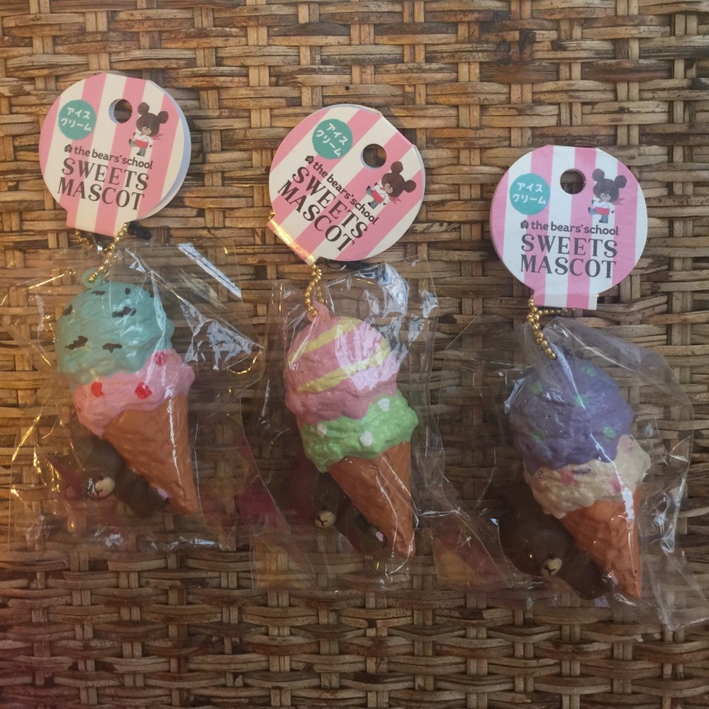 the bear school sweet mascot ice cream squishy set