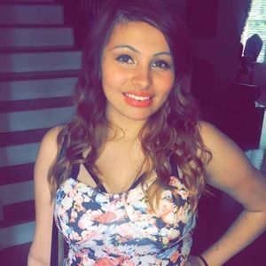 Meet your Posher, Nicole