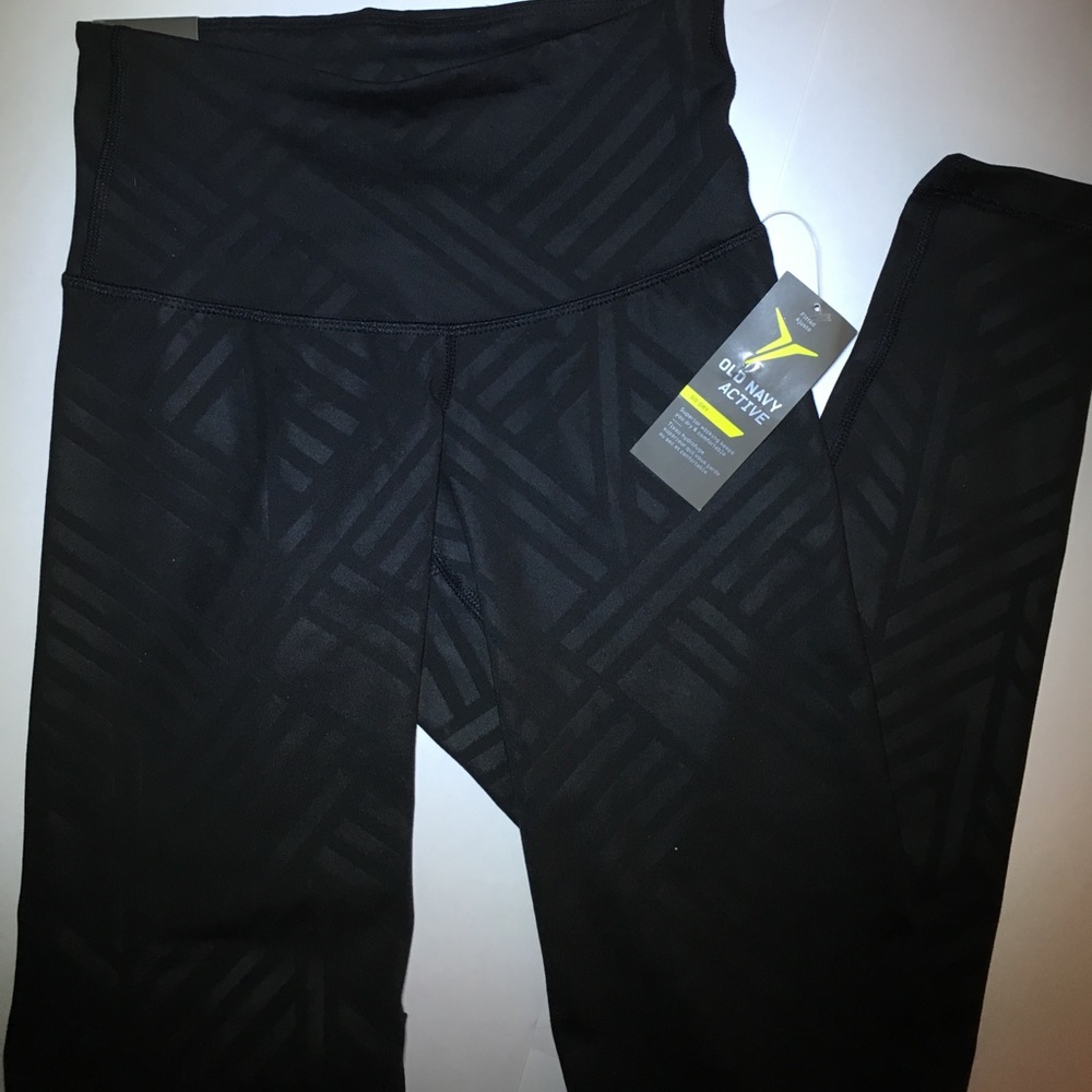 Old Navy Active Hi-Rise Fitted Tight