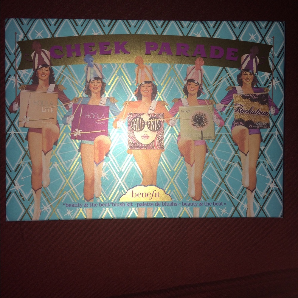 🎉SOLD🎉 Benefit cheek parade