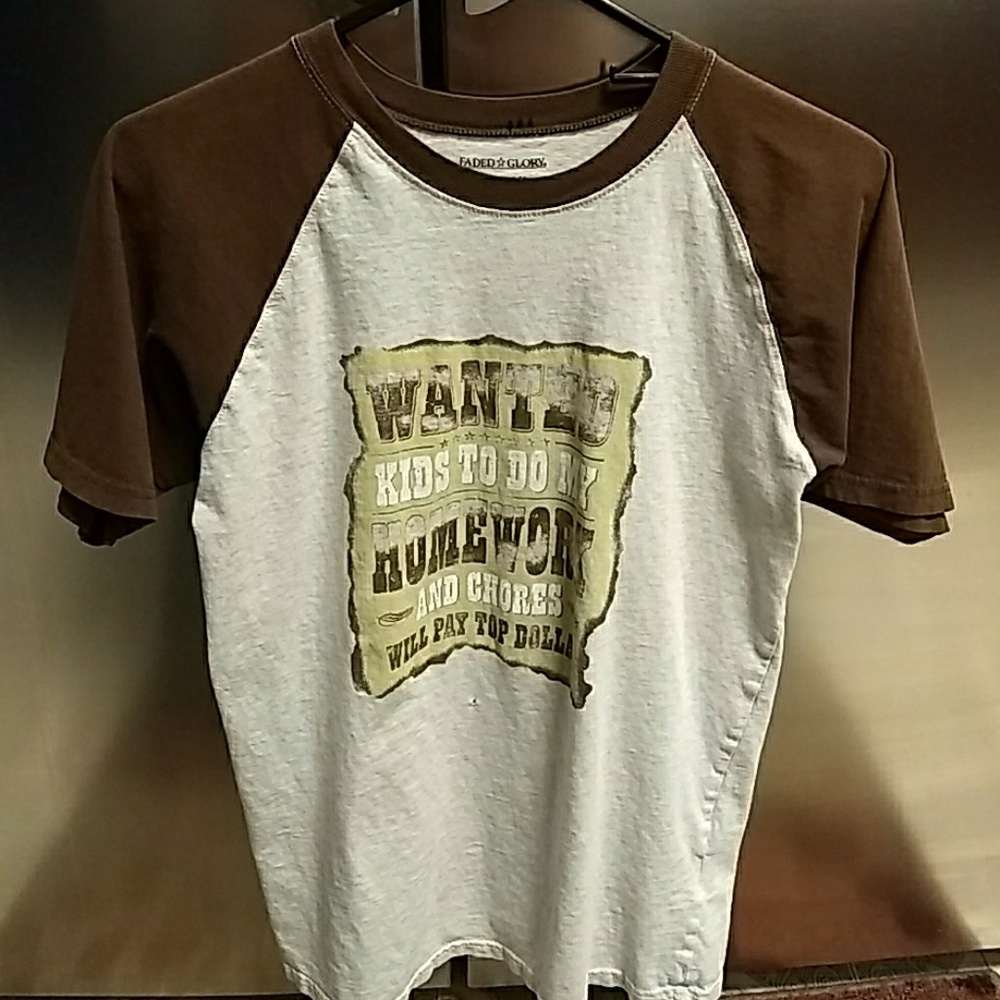 Wanted 🤠 T-Shirt