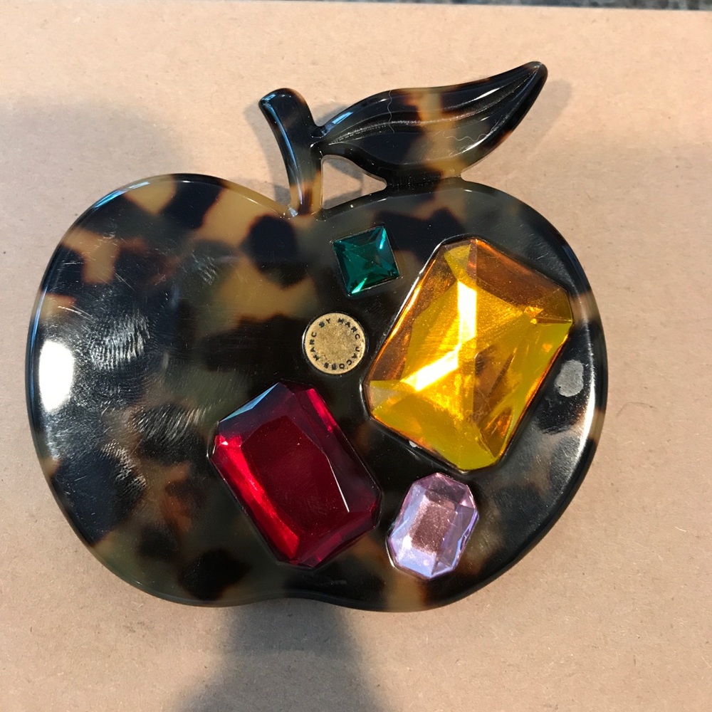 Marc by Marc Jacobs Apple lucite broach