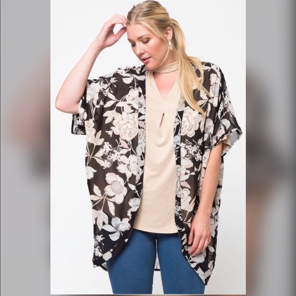 Isabella Black Kimono - Picture 2 of 4