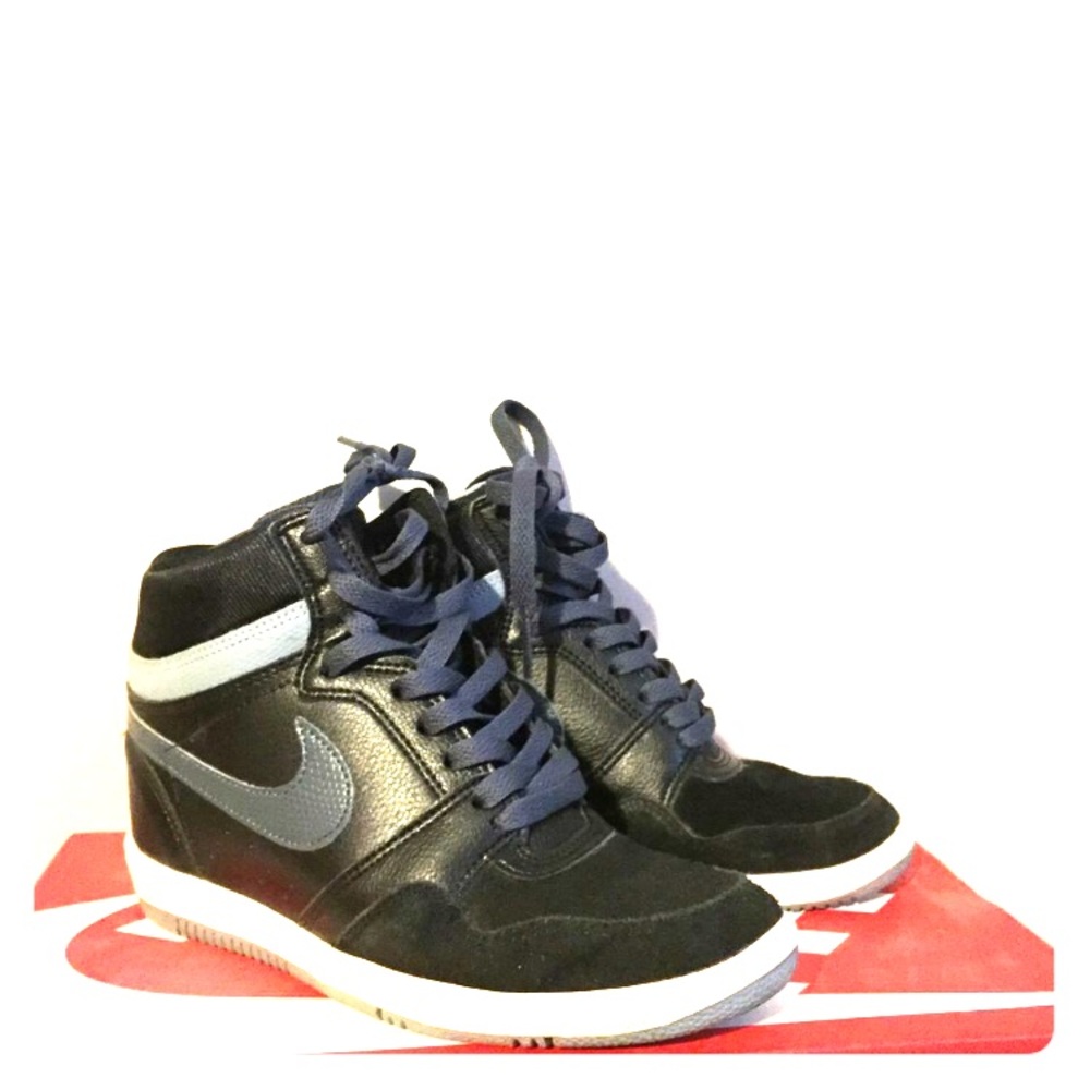 Nike Force sky high sneakers