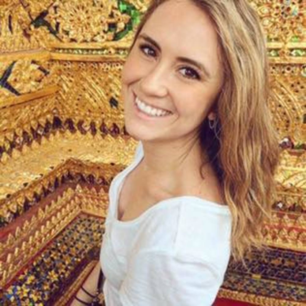 Meet your Posher, Roxanne