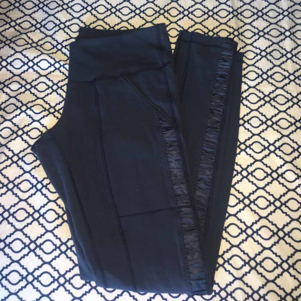 • Lululemon Blue Leggings •