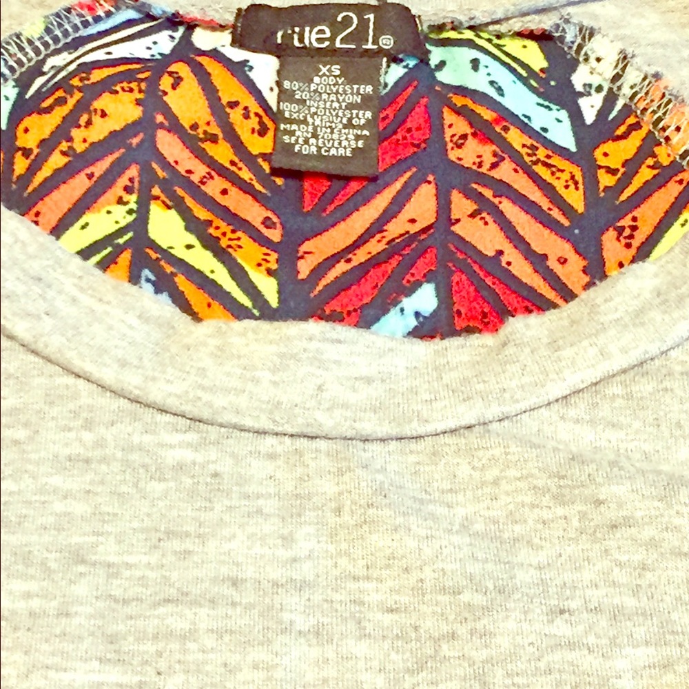 EUC High/Low Fashion Top - Picture 4 of 4