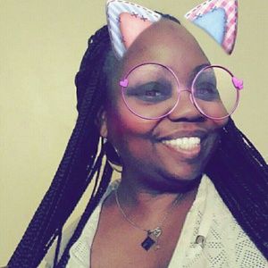 Meet your Posher, Joyce