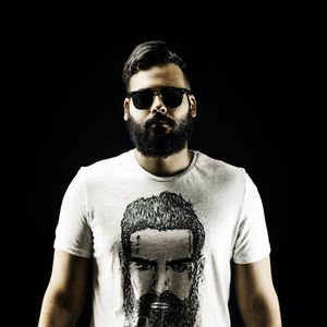 Meet your Posher, Diego