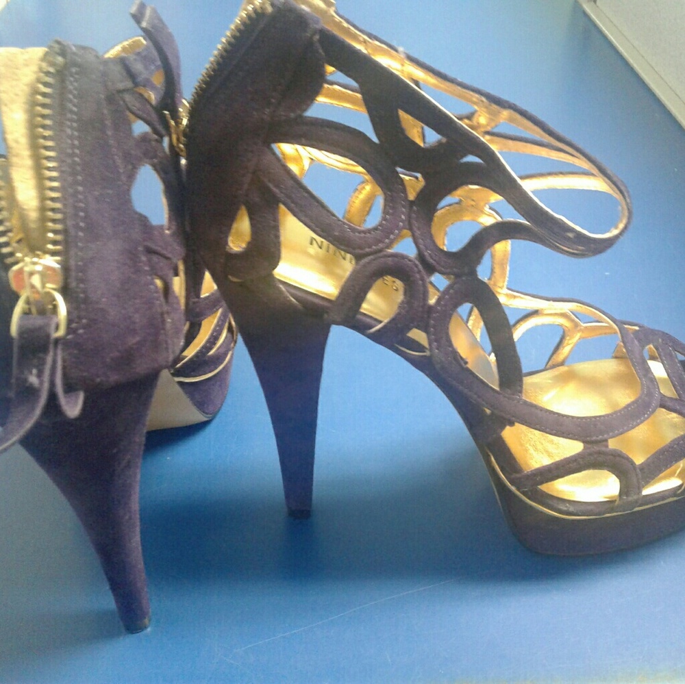 Nine West Suede platform heels