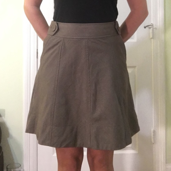 H&M Glen Pattern Plaid A-Line Skirt. - Picture 2 of 5