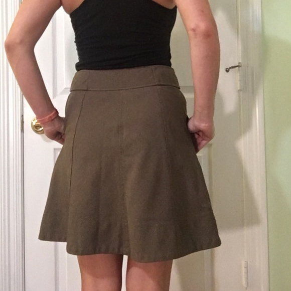 H&M Glen Pattern Plaid A-Line Skirt. - Picture 3 of 5