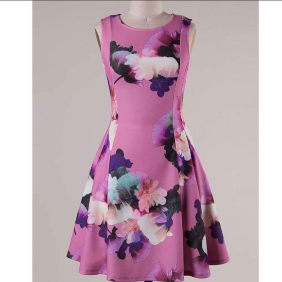 Sleeveless Orchid Purple Fit and Flare Dress. - Picture 2 of 4